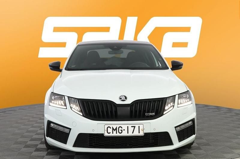 Käytetty Skoda Octavia RS 184 HP (135 kW) 2019 Viistoperä