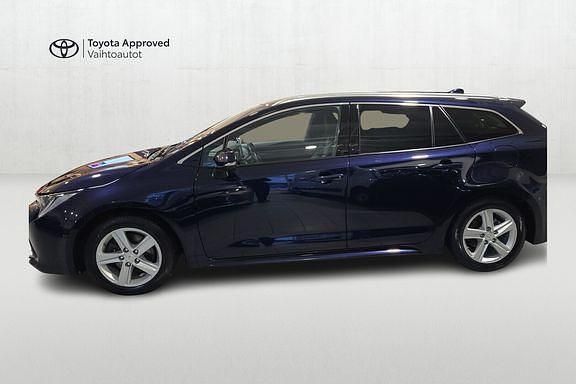 Käytetty Toyota Corolla Edition 184 HP (135 kW) 2022 8x8 Farmari