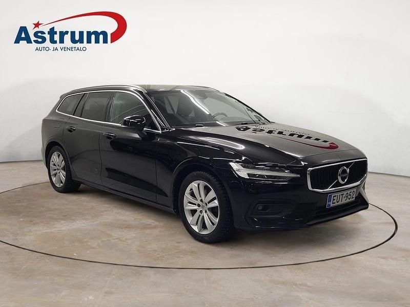 Käytetty Volvo V60 Business Edition 197 HP (144 kW) 2010 Musta Farmari