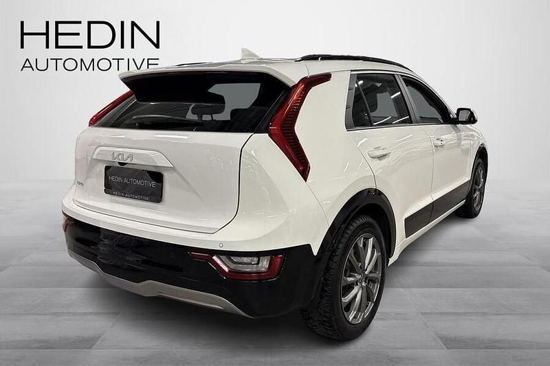 Käytetty Kia e-Niro EX 150 kW (204 HP) 2022 Katumaasturi