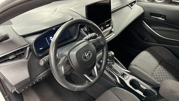 Käytetty Toyota Corolla Active 140 HP (102 kW) 2024 Valkoinen Farmari