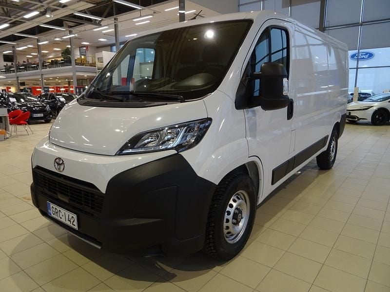 Käytetty Toyota Proace 140 HP (102 kW) 2024 Epr / fx Tila-auto