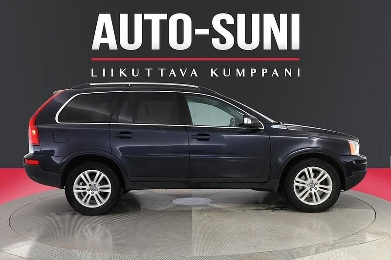 Käytetty Volvo XC90 Summum 185 HP (136 kW) 2006 Katumaasturi