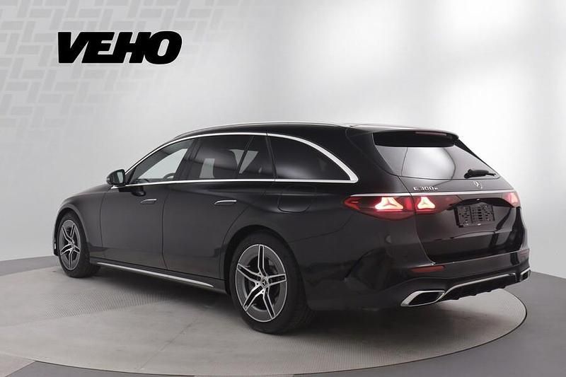 Käytetty Mercedes E300 AMG line 313 HP (230 kW) 2024 Farmari