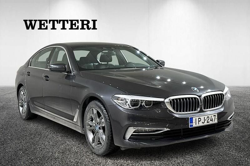Käytetty BMW 530e iPerformance 252 HP (185 kW) 2019 Harmaa Sedan