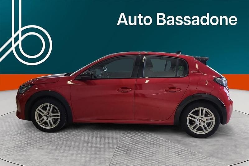 Käytetty Peugeot 208 GT-line 101 HP (74 kW) 2021 Viistoperä