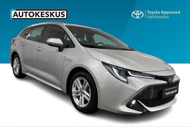 Käytetty Toyota Corolla Active 122 HP (89 kW) 2021 Hopea Farmari