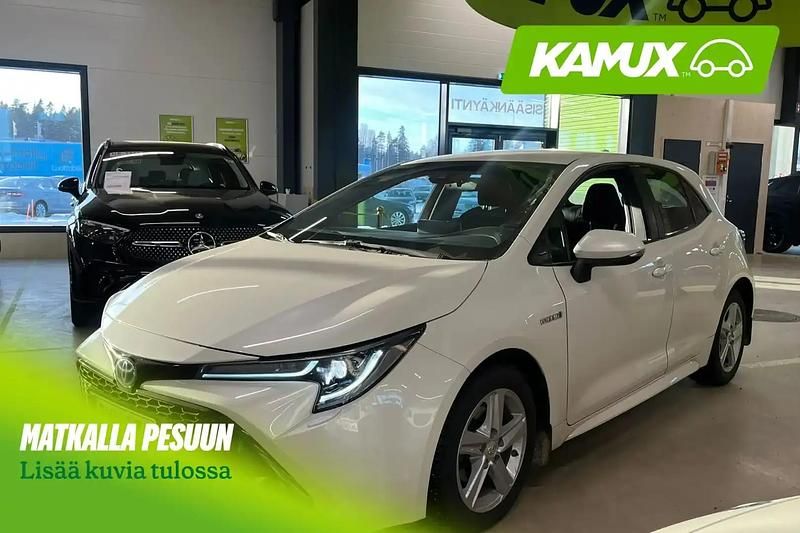 Käytetty Toyota Corolla Active 122 HP (89 kW) 2019 Valkoinen Viistoperä