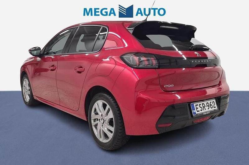 Käytetty Peugeot 208 Allure 101 HP (74 kW) 2021 Viistoperä