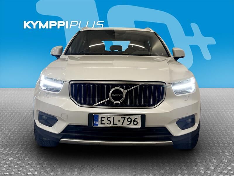 Käytetty Volvo XC40 Business Edition 262 HP (192 kW) 2021 Katumaasturi