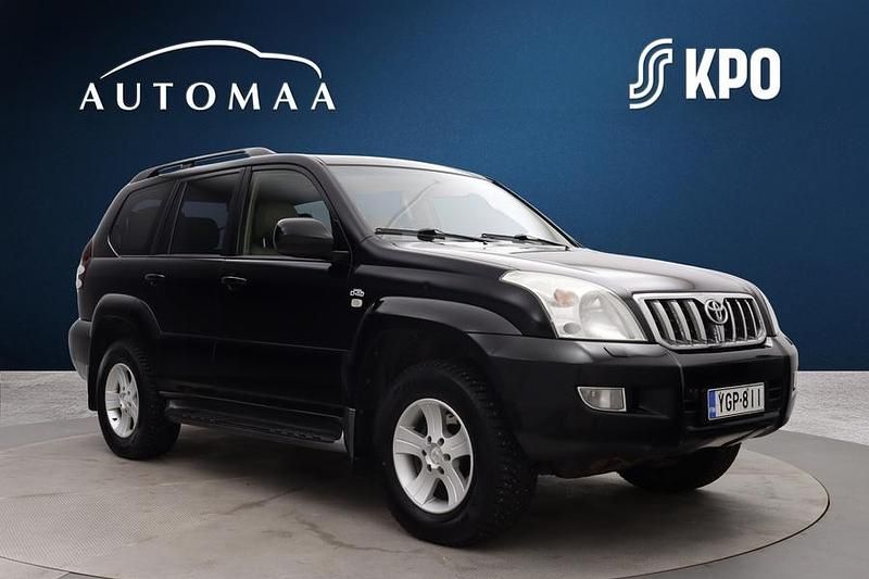 Käytetty Toyota Land Cruiser Executive 173 HP (127 kW) 2007 Musta Katumaasturi