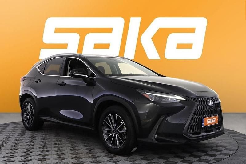 Käytetty Lexus NX450h+ Business Edition 306 HP (225 kW) 2025 Katumaasturi
