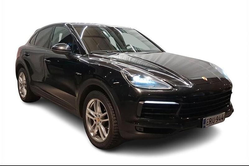 Musta Käytetty 2020 Porsche Cayenne Katumaasturi | 55 800 € (Perustarjous) - Kuva 1/4