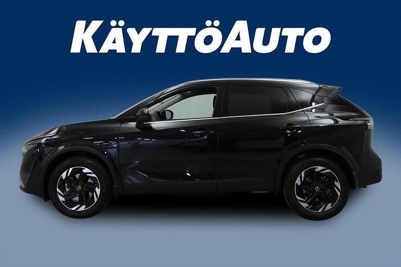 Käytetty Nissan Qashqai N-Connecta 205 HP (150 kW) 2025 Musta Katumaasturi