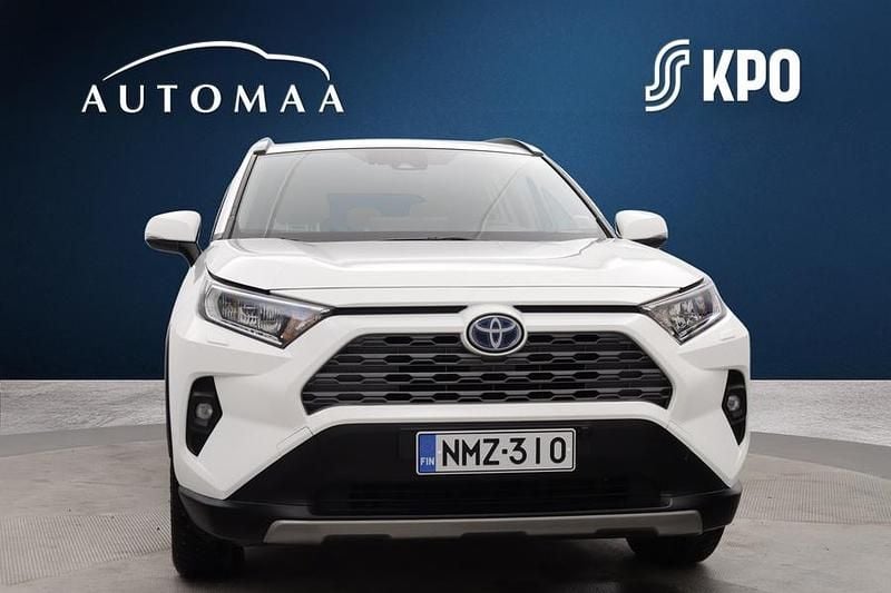 Käytetty Toyota RAV4 Hybrid Edition 178 HP (130 kW) 2023 Valkoinen Katumaasturi