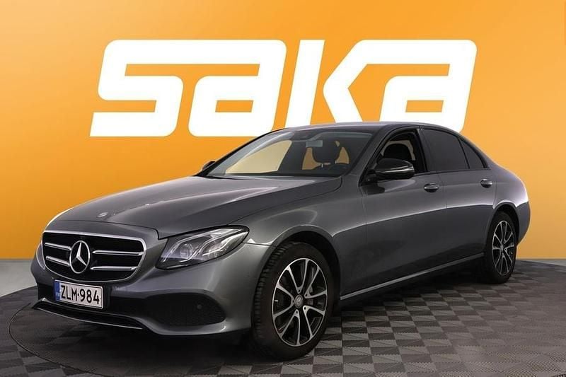 Käytetty Mercedes E220 Business 194 HP (142 kW) 2017 Sedan