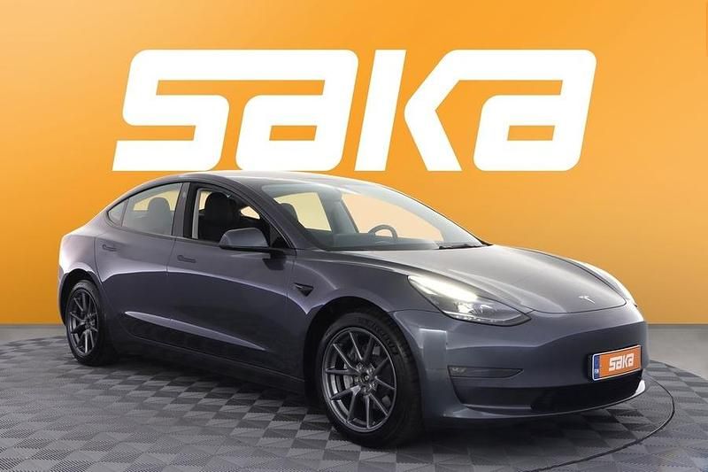 Käytetty 2022 Tesla Model 3 Sedan | 33 900 € (Perustarjous) - Kuva 1/3