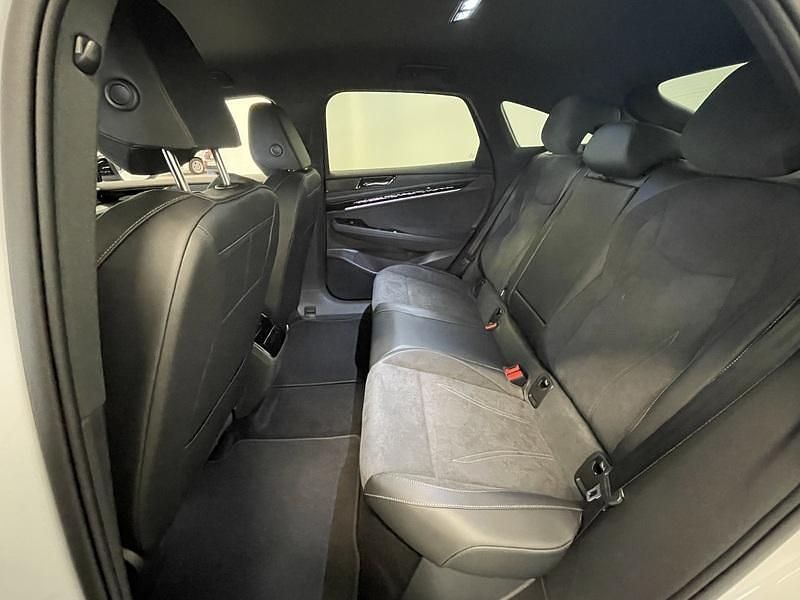 Käytetty VW ID.7 Pro 210 kW (286 HP) 2024 Viistoperä