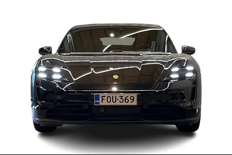 Käytetty Porsche Taycan 4S 419 kW (571 HP) 2020 Musta Sedan