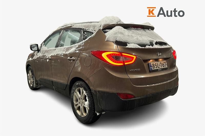 Käytetty Hyundai ix35 Comfort 135 HP (99 kW) 2015 Hopea Katumaasturi