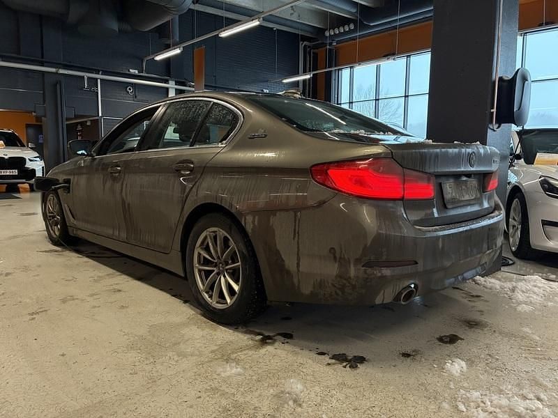 Käytetty BMW 530e 252 HP (185 kW) 2019 Sedan