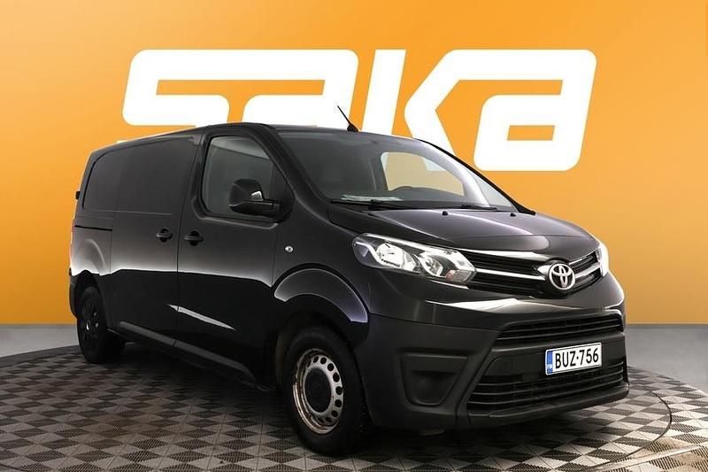 Käytetty Toyota Proace 122 HP (89 kW) 2017 Tila-auto