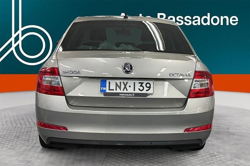 Käytetty Skoda Octavia Style 116 HP (85 kW) 2017 Viistoperä