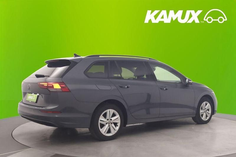 Käytetty VW Golf VIII Life 116 HP (85 kW) 2021 Dolphin gray metallic Farmari