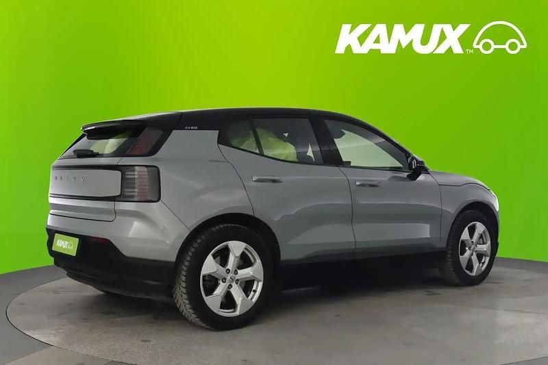 Käytetty Volvo EX30 Plus 200 kW (272 HP) 2024 Hopea / harmaa Katumaasturi