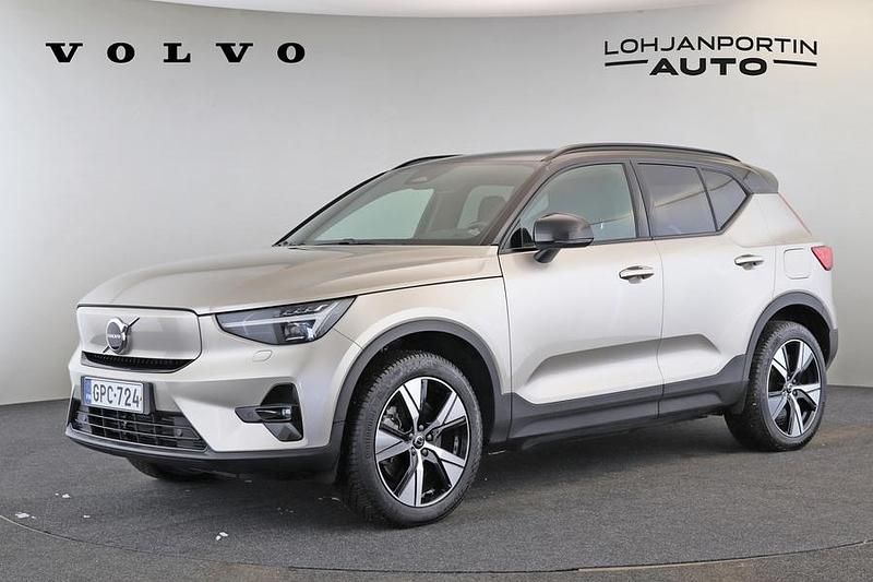 Käytetty Volvo XC40 Plus 169 kW (231 HP) 2022 Ruskea Katumaasturi