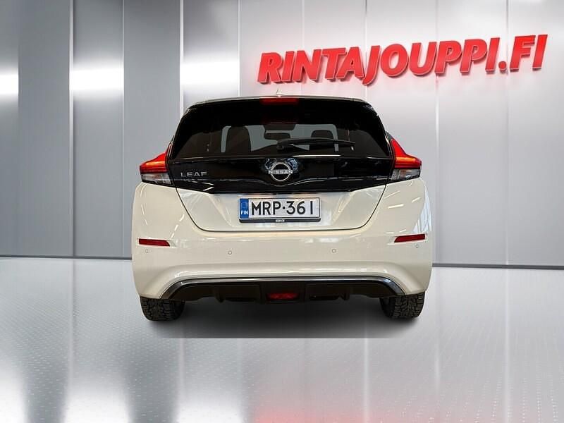 Käytetty Nissan Leaf 360º 110 kW (150 HP) 2024 Viistoperä