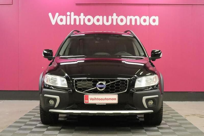 Käytetty Volvo XC70 Summum 181 HP (133 kW) 2015 Farmari