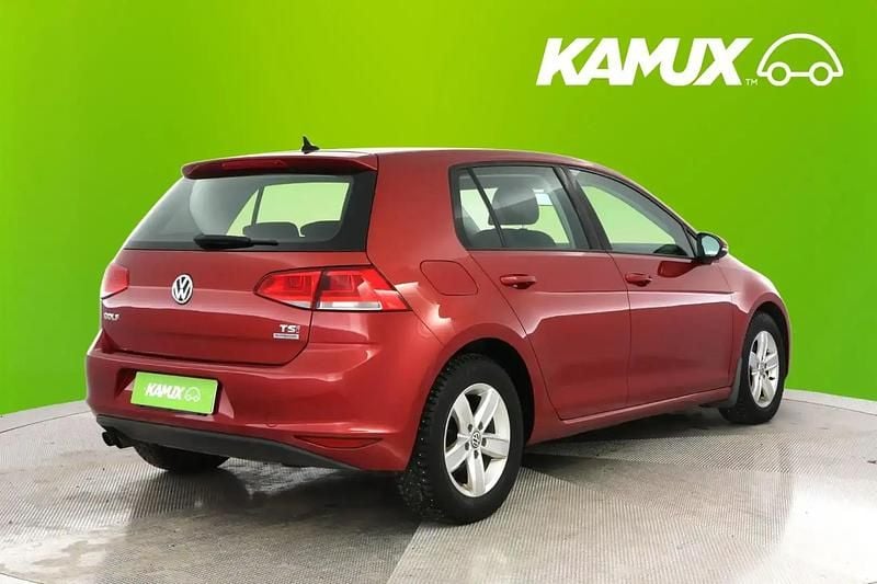 Käytetty VW Golf VII Comfortline 122 HP (89 kW) 2013 Punainen Sedan
