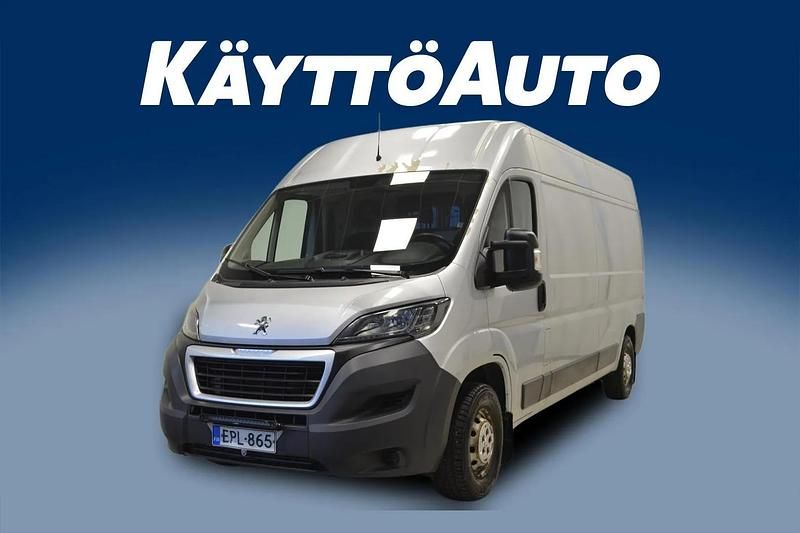 Käytetty Peugeot Boxer 131 HP (96 kW) 2018 Harmaa Van