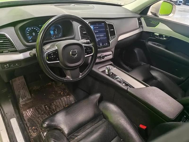 Käytetty Volvo XC90 Inscription 320 HP (235 kW) 2016 Ruskea Katumaasturi