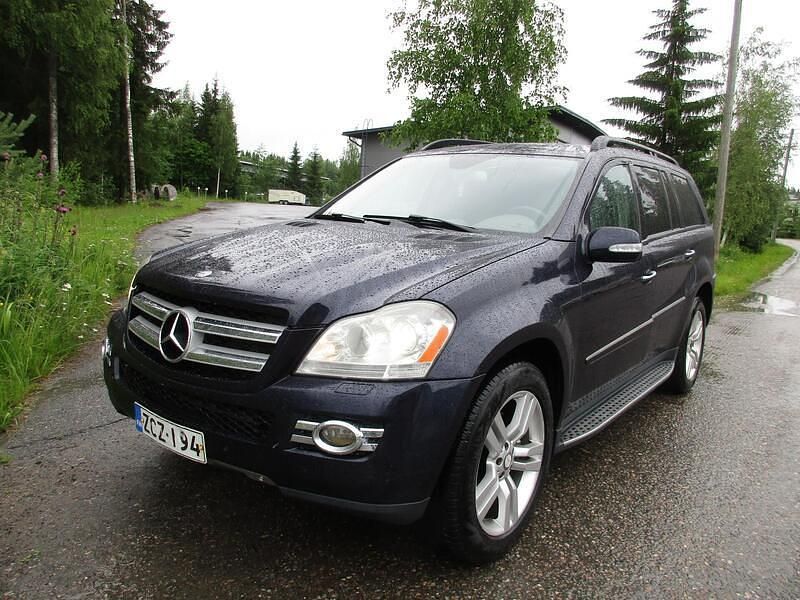 Käytetty 2006 Mercedes GL320 Katumaasturi | 8 490 € - Kuva 1/4