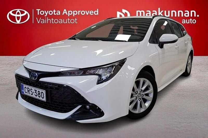 Valkoinen Käytetty 2024 Toyota Corolla Active Farmari | 26 900 € (Hyvä tarjous) - Kuva 1/4