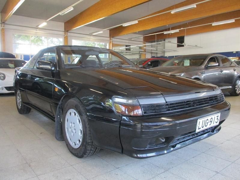 Käytetty Toyota Celica 185 HP (136 kW) 1988 Musta Viistoperä
