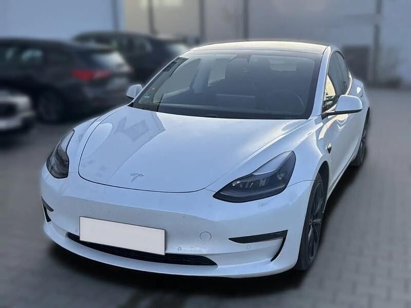 Käytetty 2021 Tesla Model 3 Performance Sedan | 27 800 € (Perustarjous) - Kuva 1/3