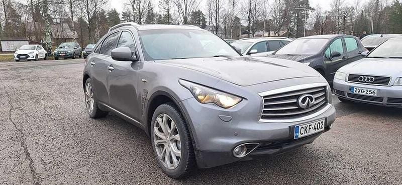 Harmaa Käytetty 2012 Infiniti Fx30 Katumaasturi | 18 990 € - Kuva 1/3