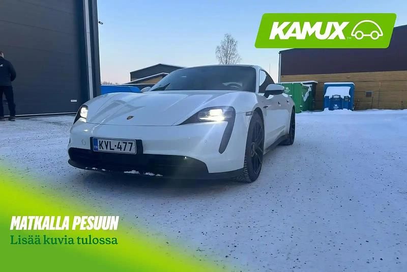 Käytetty Porsche Taycan 4S Performance Package 419 kW (571 HP) 2022 Valkoinen Sedan