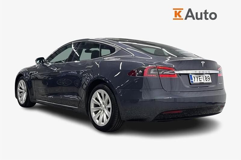 Käytetty Tesla Model S 409 kW (557 HP) 2021 Musta Viistoperä