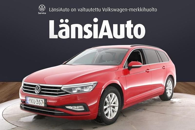 Käytetty VW Passat Comfortline 150 HP (110 kW) 2022 Farmari
