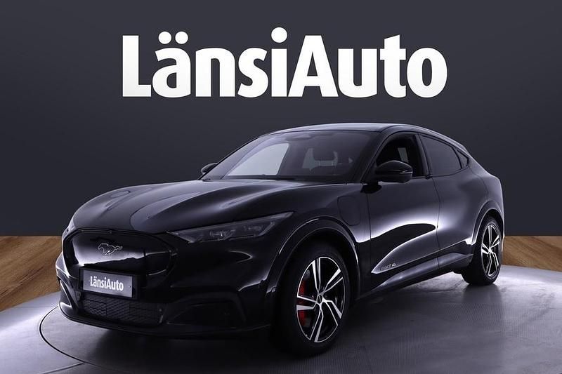 Käytetty 2022 Ford Mustang Mach-E Katumaasturi | 28 640 € (Perustarjous) - Kuva 1/1