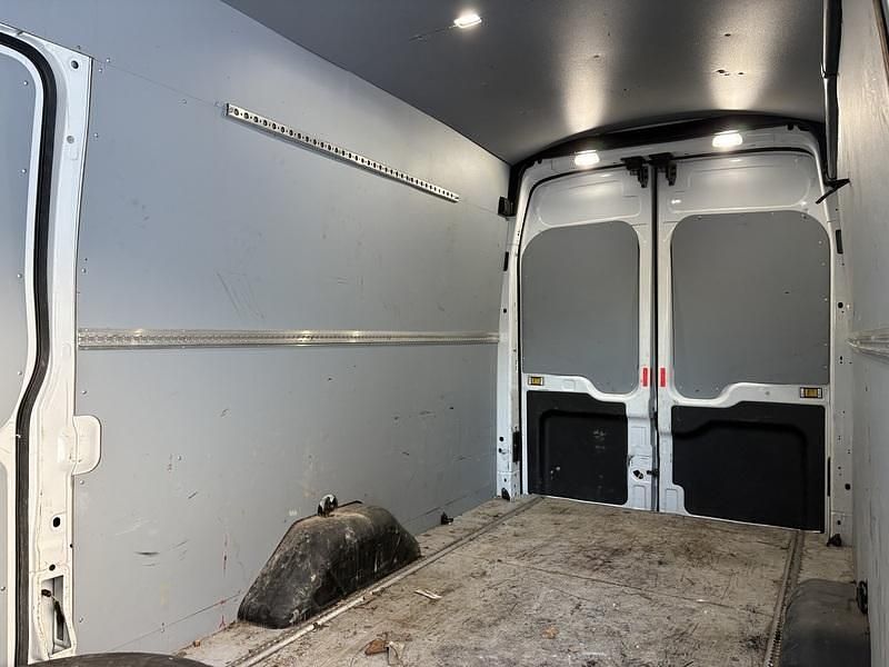 Käytetty Ford Transit Trend 170 HP (125 kW) 2019 Van