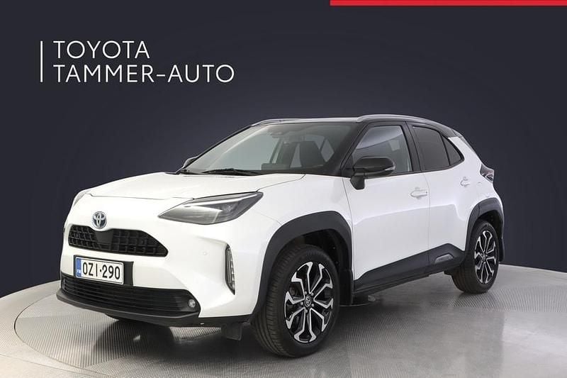 Käytetty Toyota Yaris Cross 116 HP (85 kW) 2022 Valkoinen Katumaasturi