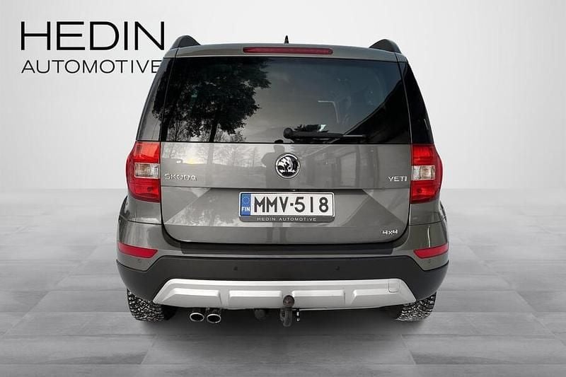 Käytetty Skoda Yeti Outdoor Style 150 HP (110 kW) 2017 Vihreä Katumaasturi