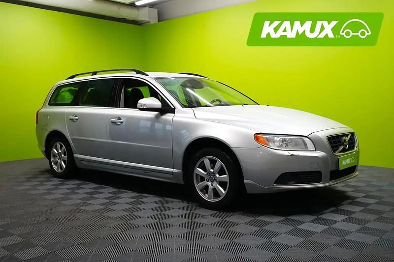 Hopea / harmaa Käytetty 2010 Volvo V70 Momentum Farmari | 7 290 € (Supertarjous) - Kuva 1/4