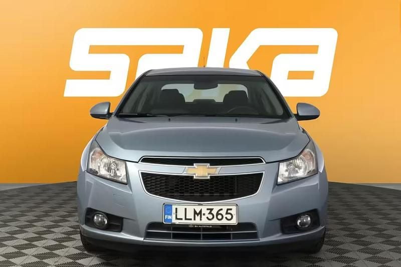 Käytetty Chevrolet Cruze LT 141 HP (103 kW) 2010 Sedan