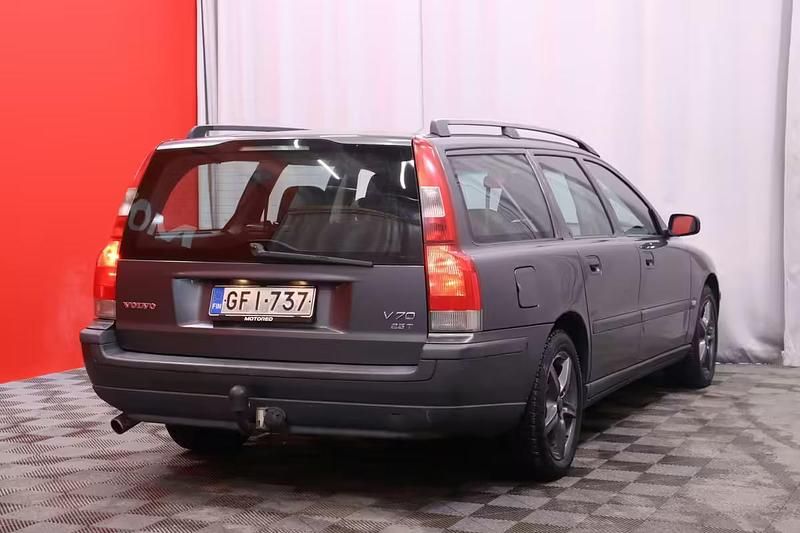 Käytetty Volvo V70 209 HP (153 kW) 2003 Farmari